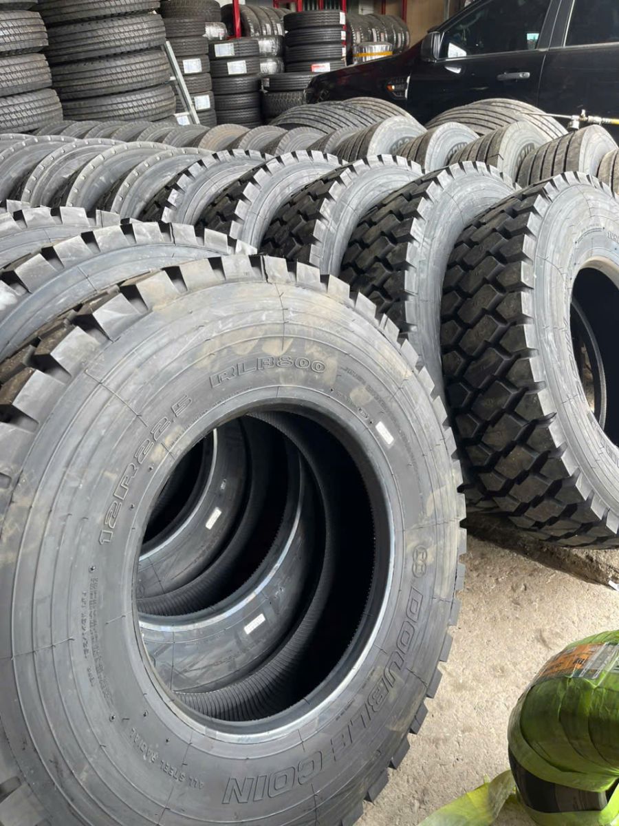 BÁO GIÁ THAY LỐP XE DU LỊCH - XE TẢI - XE BEN - CONTAINER - NHANH NHẤT BÌNH DƯƠNG 0973.770.722